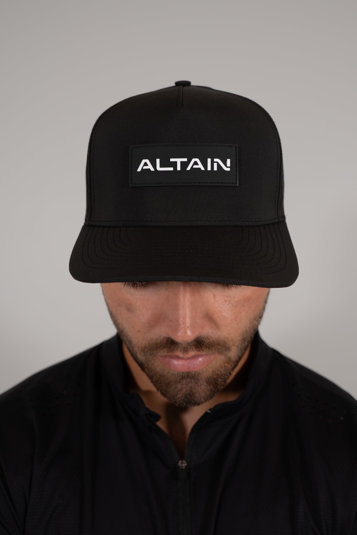 ALTAIN Performance Hat